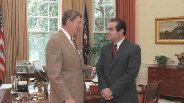 Ronald Reagan y Antonin Scalia