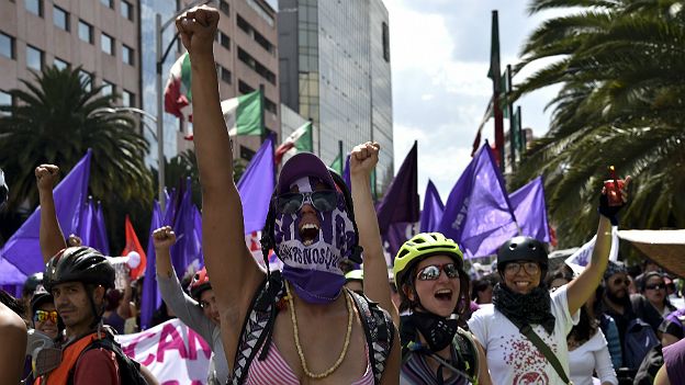 Marcha contra la violencia machista en México
