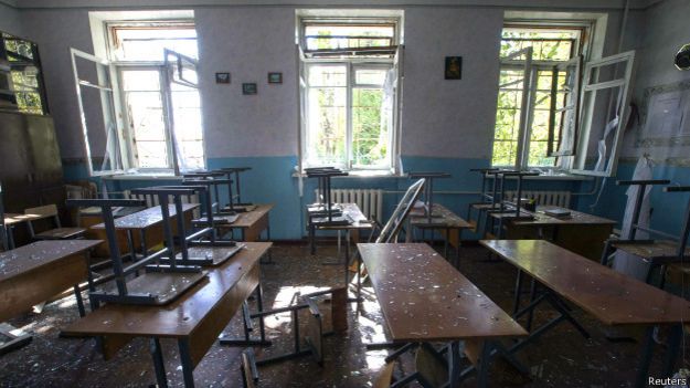 http://ichef.bbci.co.uk/news/ws/625/amz/worldservice/live/assets/images/2014/10/10/141010122229_donetsk_school_1oct_624x351_reuters.jpg