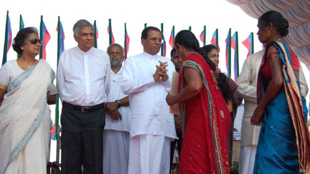 150323125412_jaffna_land_ceremony_640x360_bbc.jpg