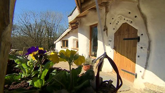 威尔士“霍比特小屋”