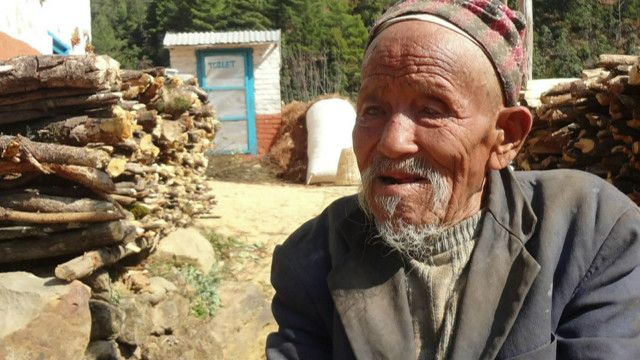 मोटरकार बोक्ने धनबहादुर गोले