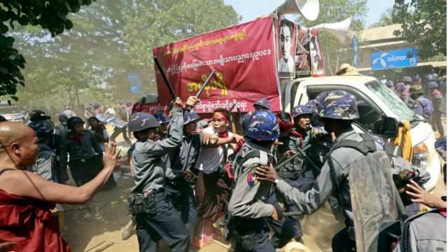 myanmar_students_crackdown