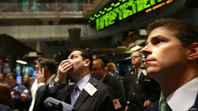 El corredor de bolsa que acusan de derribar a Wall Street desde la habitación de su casa