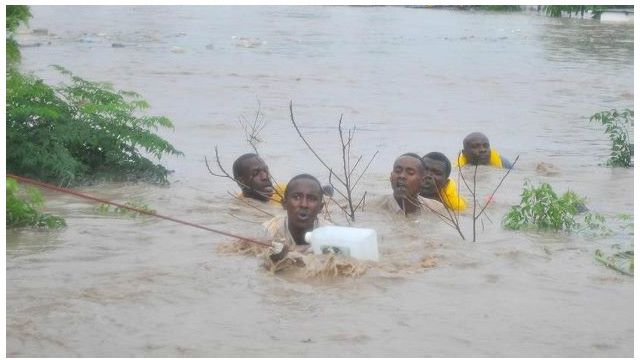 Mvua kubwa zinazoendelea kunyesha katika maeneo mbali mbali ya Tanzania zimesababisha vifo vya watu wasiopungua wanane