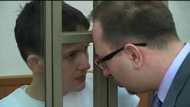 Надежда Савченко с адвокатом