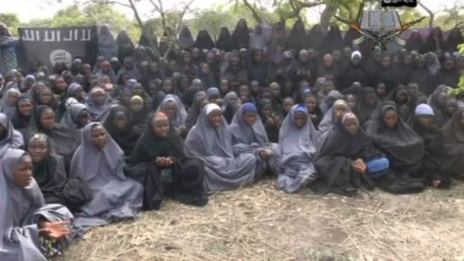 Resultado de imagem para meninas sequestradas Boko Haram