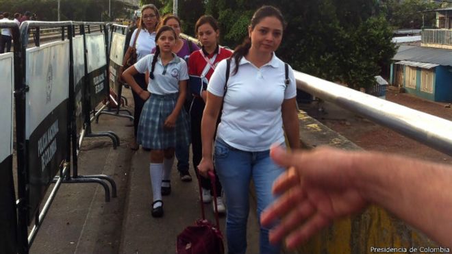 Estudiantes en la frontera