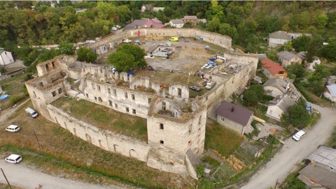 Замки України з повітря