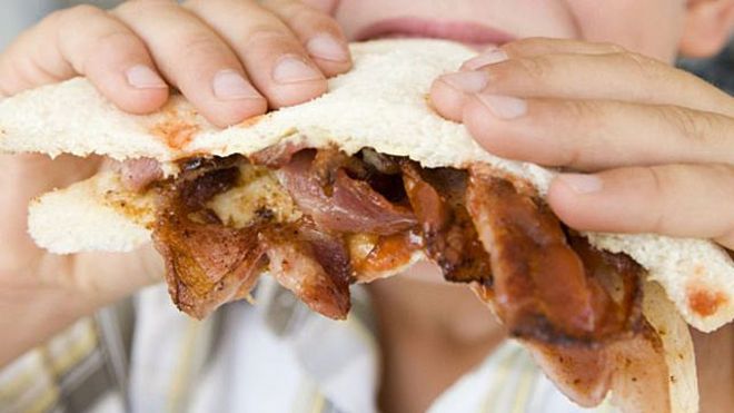 http://ichef.bbci.co.uk/news/ws/660/amz/worldservice/live/assets/images/2015/10/26/151026120025_processed_meat640.jpg