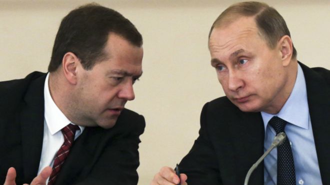 Dmitry Medvedev y Vladimir Putin