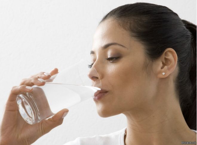 Cuando mi bebe puede tomar agua