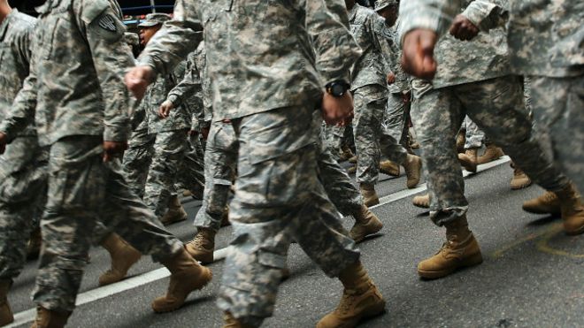 Власти США запретили трансгендерам служить в армии Власти США запретили трансгендерам служить в армии