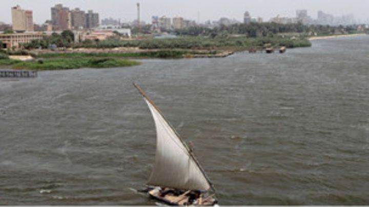 إثيوبيا تعتزم بناء سد على النيل رغم اعتراض مصر والسودان Bbc News Arabic