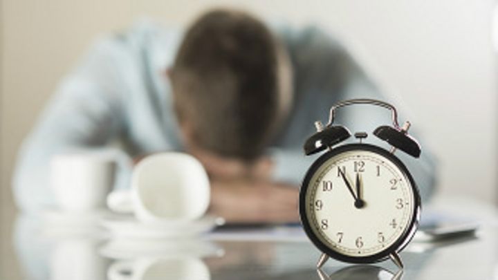 Come esto por la noche y luce más joven por la mañana