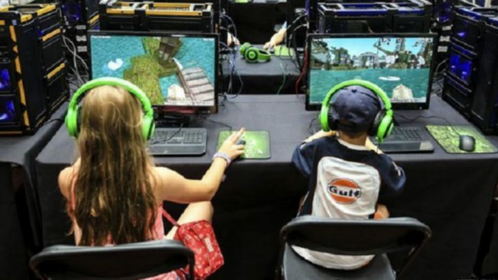Por Que Tantas Criancas Passam Horas Na Internet Vendo Outras - en en realista magnates minecraft roblox minecraft video