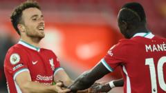 Liverpool forwards Diogo Jota and Sadio Mane