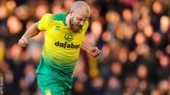 Teemu Pukki celebrates