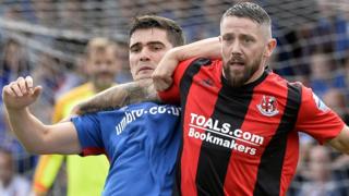 Action from Crusaders against Linfield at Seaview