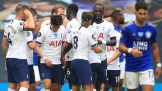 Tottenham players celebrate