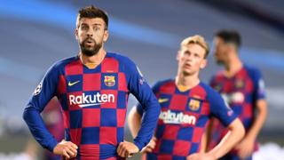 Gerard Pique (left)