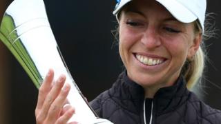 Sophia Popov with Women's Open trophy