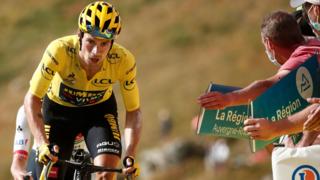Primoz Roglic extends his lead on stage 13