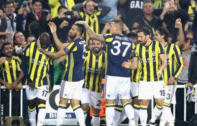 Fenerbahce 2-1 Manchester United - BBC Sport