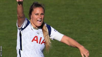 shelina tottenham hotspur zadorsky extends