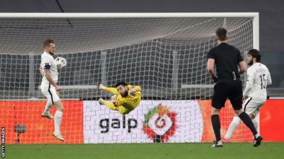 Portugal 1-0 Azerbaijan: Own goal gives Portugal victory - BBC Sport