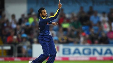 England pick Rashid for India test in stunning recall
