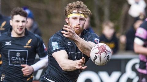 Thomas Gordon in action for Currie Chieftains