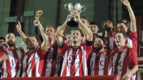 Wanderers lift the 2016 Charity Cup