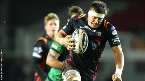 Ed Jackson in action for the Newport Gwent Dragons