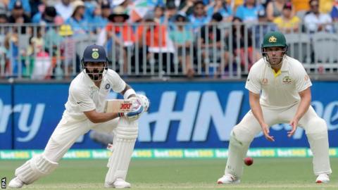 Australia v India: Virat Kohli stands firm for tourists in Perth