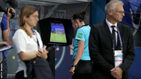 VAR