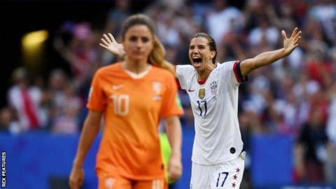 The United States celebrate after beating the Netherlands in the 2019 Women's World Cup final