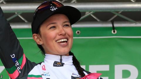 Women's Tour: Katarzyna Niewiadoma Claims Victory On Stage One - BBC Sport