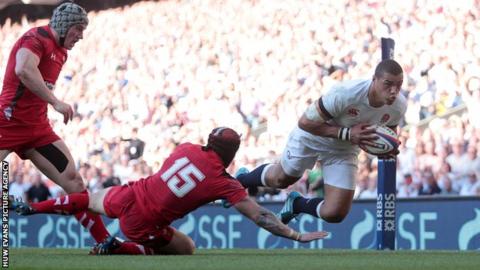 Luther Burrell scores against Wales in England's 2014 Six Nations win