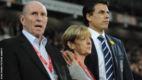 Roger and Carol Speed with Chris Coleman