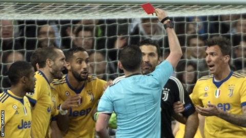 Referee Too Young For Champs League - Gigi Buffon Referee Too Young For Champs League - Gigi Buffon
