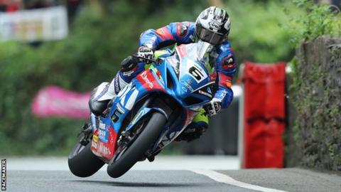 Michael Dunlop at the Isle of Man TT