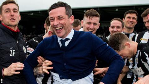 Jack Ross celebrates promotion with the St Mirren players