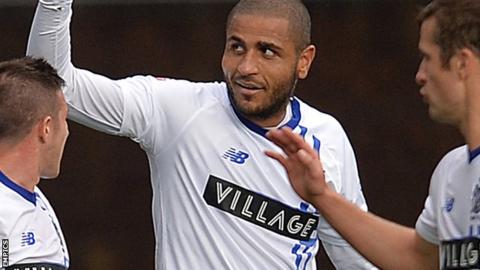 Leon Clarke