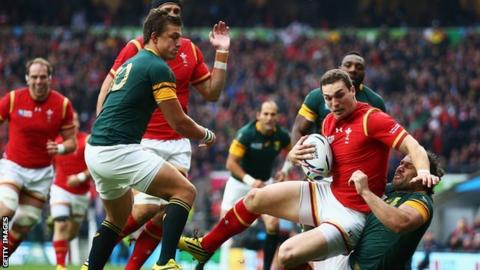 George North held up by Bismarck du Plessis