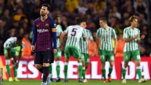 Barcelona 3 4 Real Betis Leaders Stunned By Expert Display Bbc