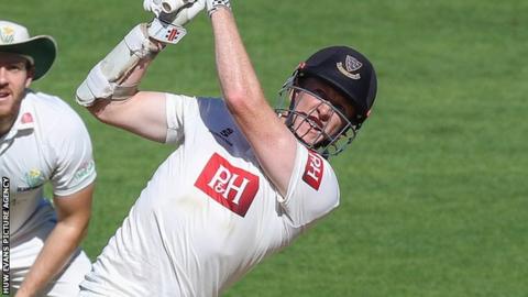 Luke Wells batting