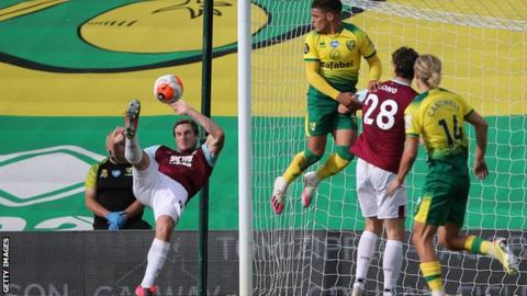 Chris Wood scores for Burnley