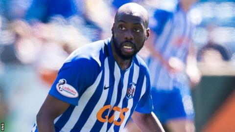Youssouf Mulumbu in action for Kilmarnock