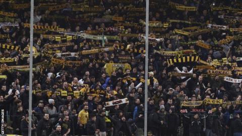 AEK Athens fans